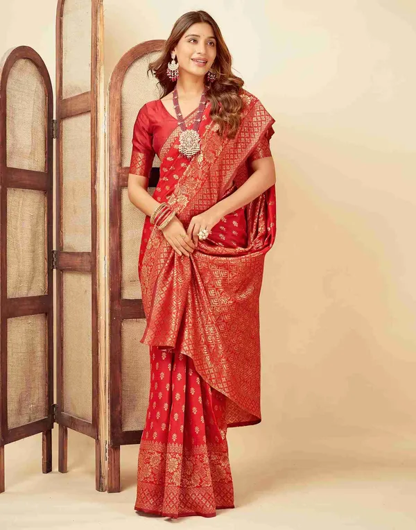 Red_Banarasi_Silk_Saree_For_Women