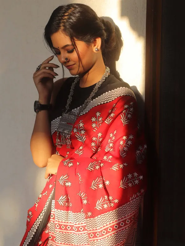 Red_Floral_Printed_Saree_For_Women