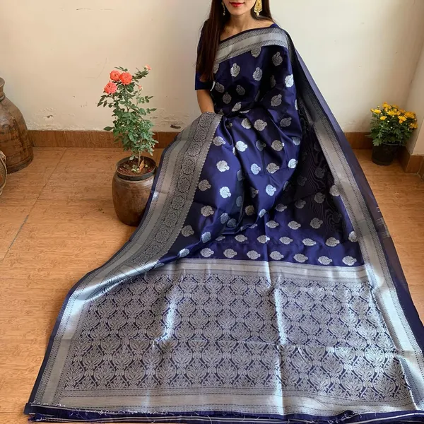 Navy_Blue_Printed_Saree_For_Women