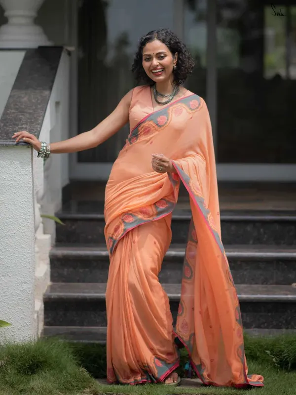 Peach_Printed_Saree_For_Women