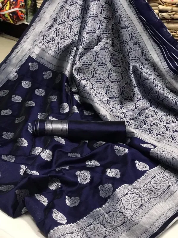 Navy_Blue_Printed_Saree_For_Women