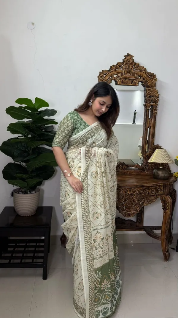 Ivory_Green_Printed_Saree_For_Women
