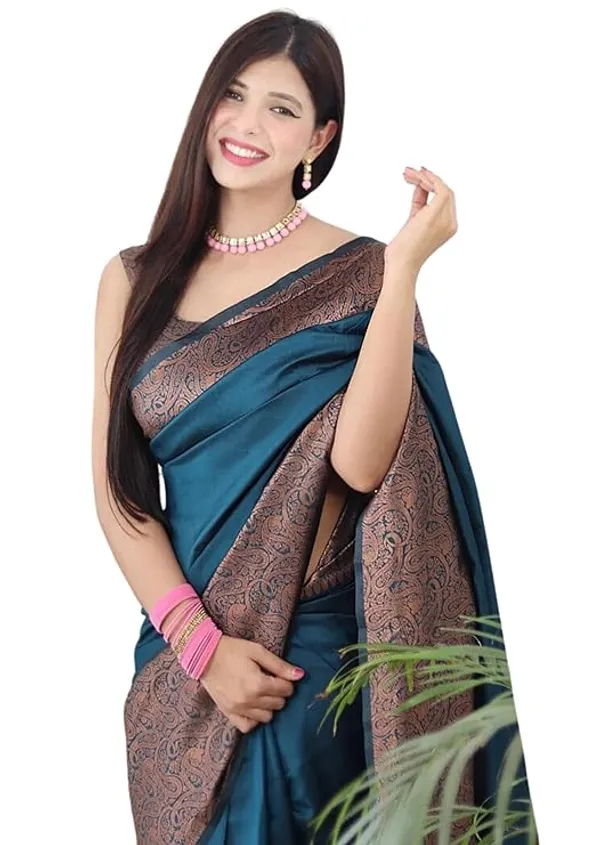 Teal_Patterned_Saree_For_Women