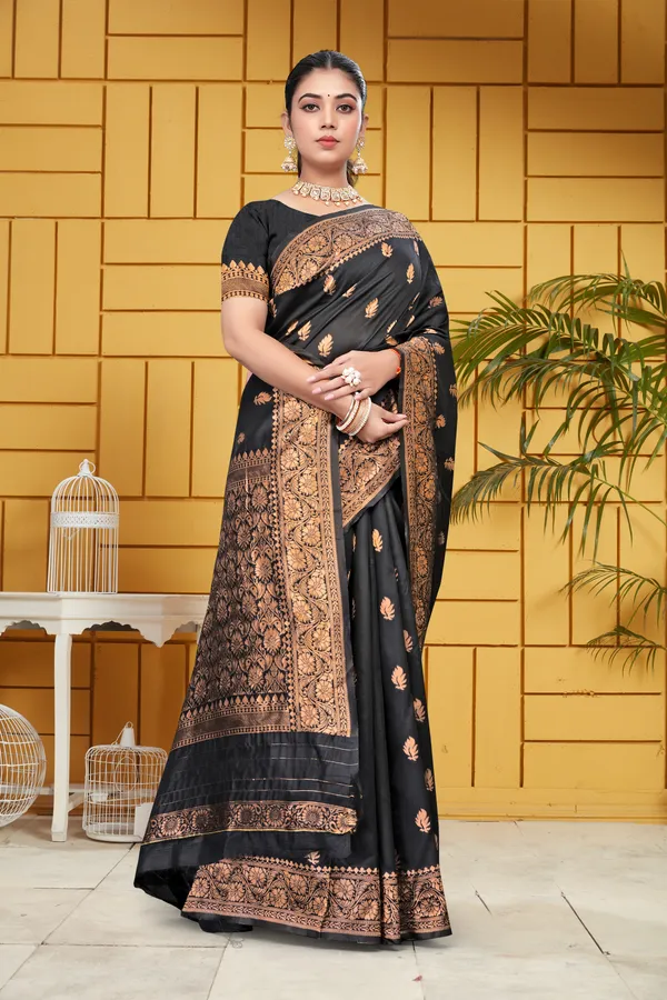 Black_Woven_Ethnic_Saree_For_Women