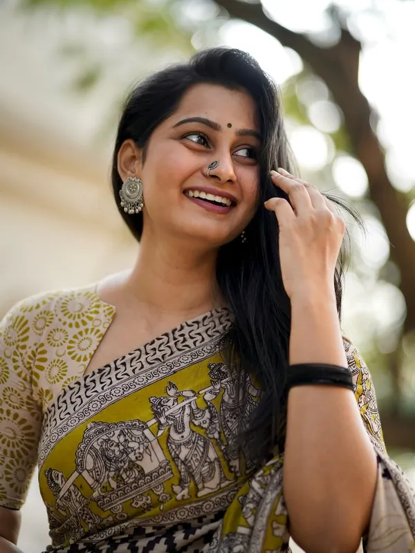 Black_Printed_Saree_For_Women