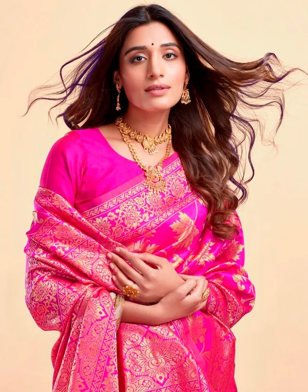 Pink_Banarasi_Silk_Saree_For_Women