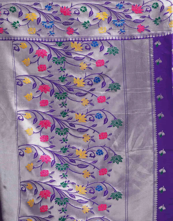 Purple_Floral_Embroidered_Saree_For_Women