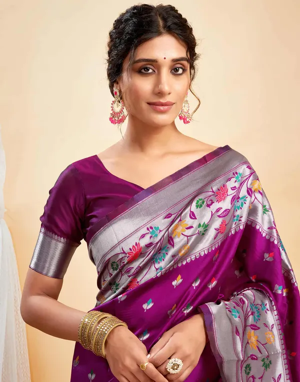 Purple_Floral_Print_Saree_For_Women