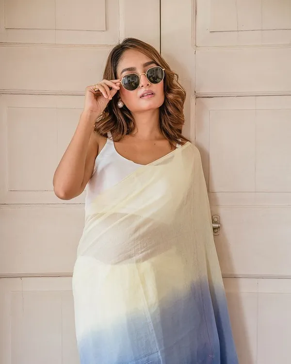 Blue_Gradient_Saree_For_Women