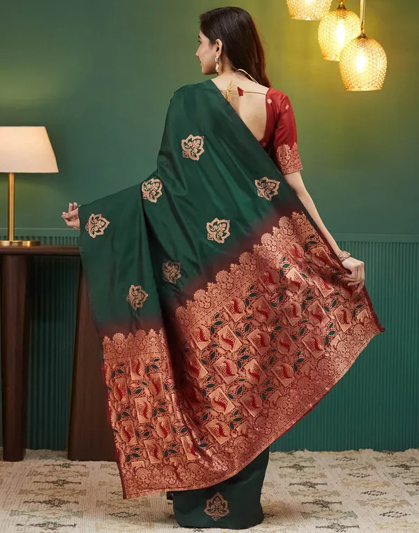 Green_And_Red_Banarasi_Silk_Saree_For_Women