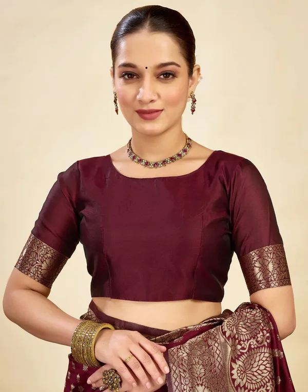Maroon_Brocade_Saree_For_Women