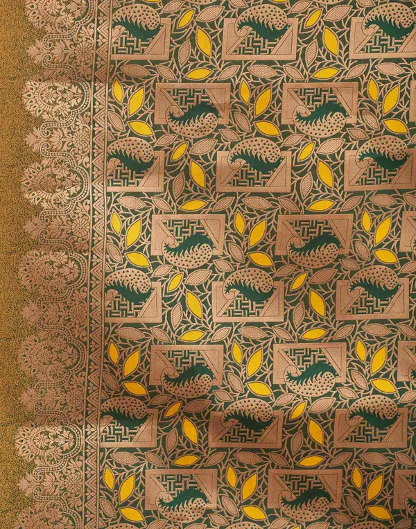 Musturd_And_Dark_Green_Banarasi_Silk_Saree_For_Women