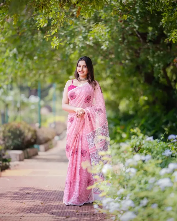 Pink_Printed_Saree_For_Women