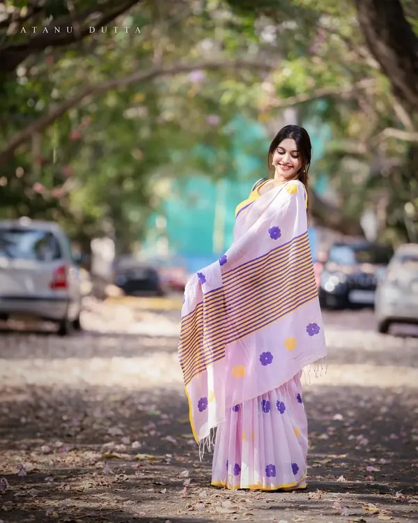 Lavender_Floral_Saree_For_Women