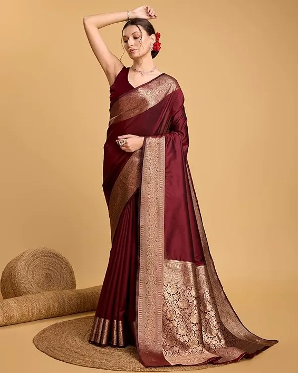 Maroon_Woven_Saree_For_Women