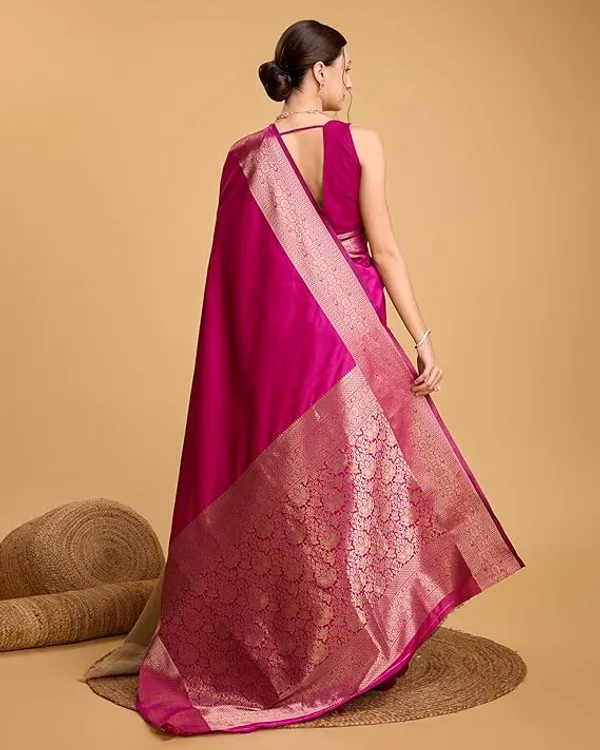 Magenta_Brocade_Saree_For_Women