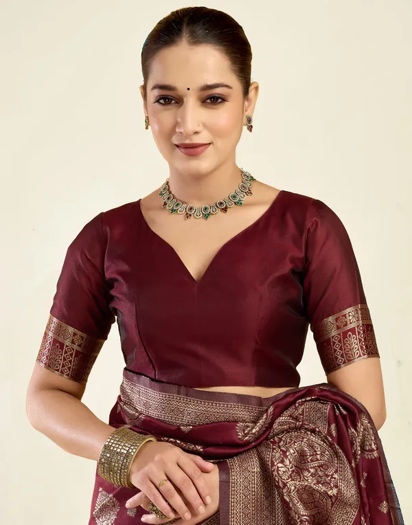 Maroon_Woven_Patterned_Saree_For_Women