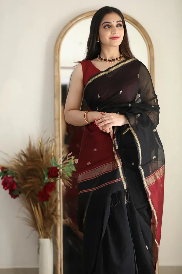 Black_Sheer_Traditional_Saree_For_Women