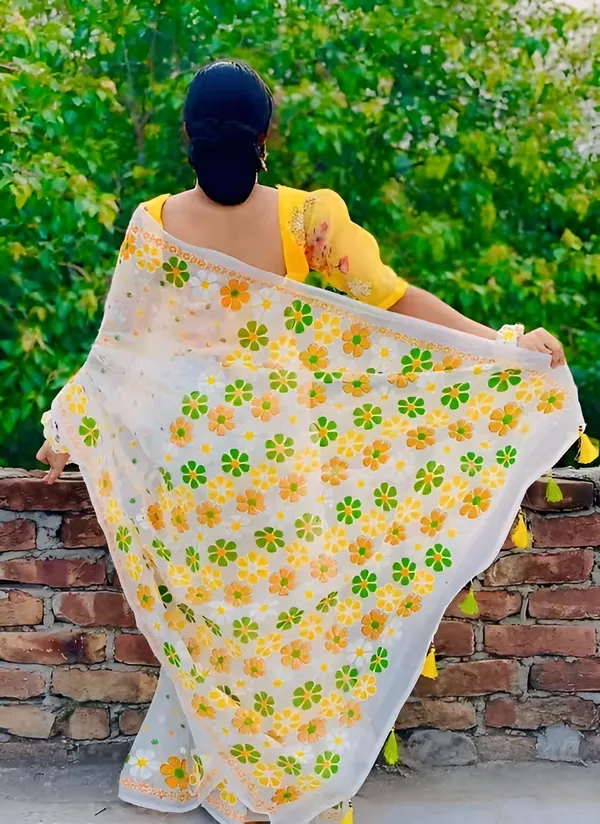 White_Floral_Print_Saree_For_Women