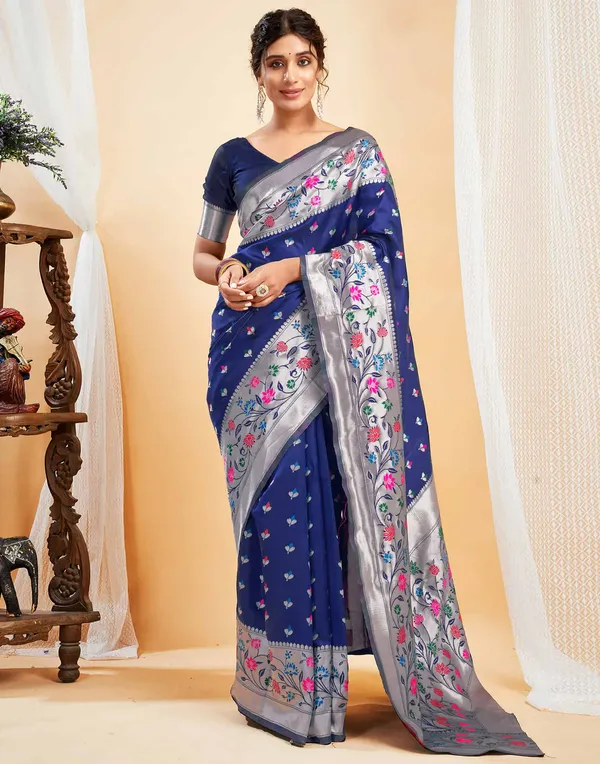 Navy_Blue_Floral_Print_Saree_For_Women
