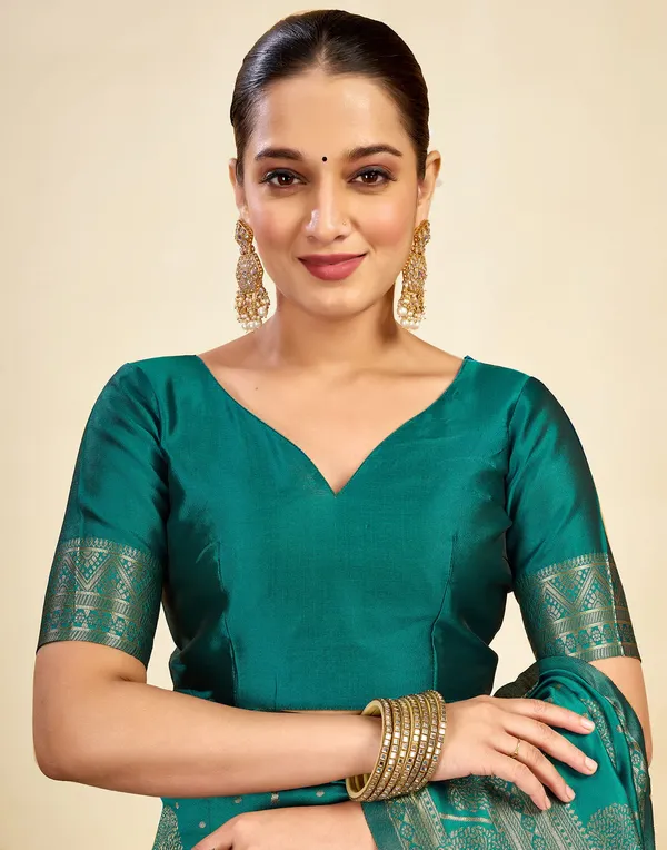 Teal_Woven_Ethnic_Saree_For_Women