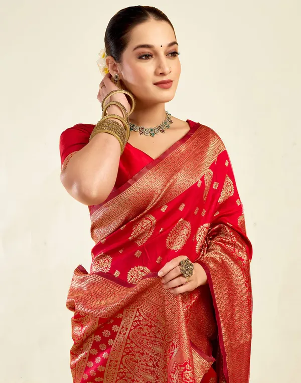 Red_Woven_Saree_For_Women