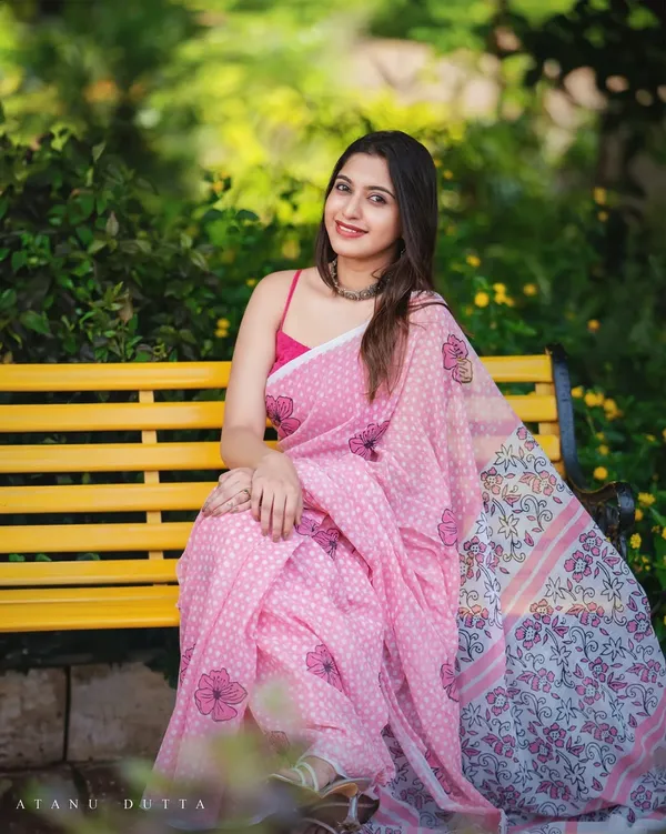 Pink_Printed_Saree_For_Women