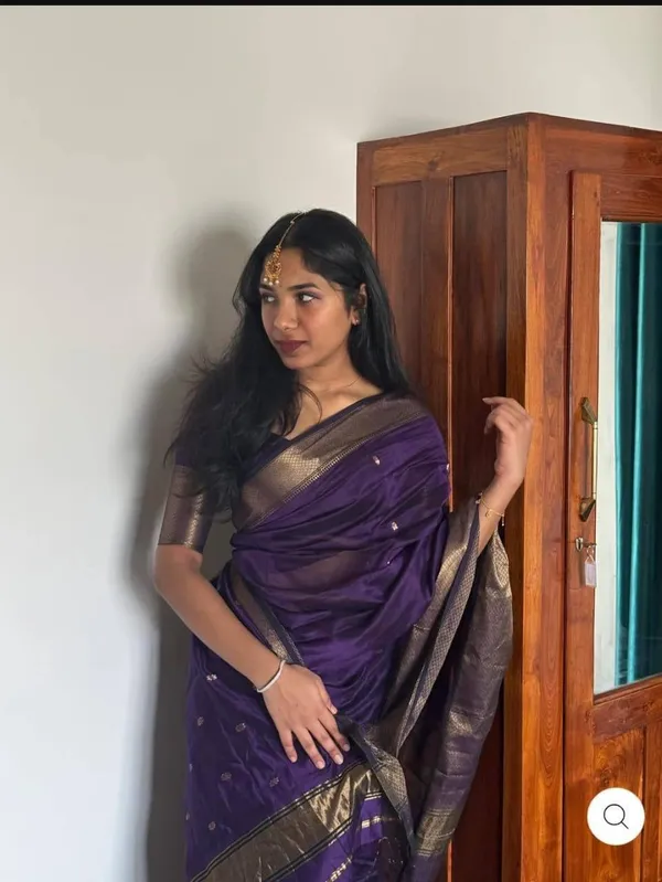 Purple_Gold_Border_Saree_For_Women