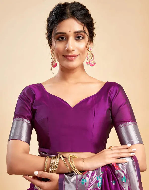 Purple_Floral_Print_Saree_For_Women