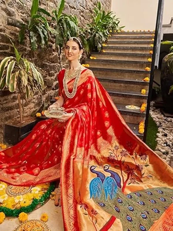 Red_Printed_Saree_For_Women