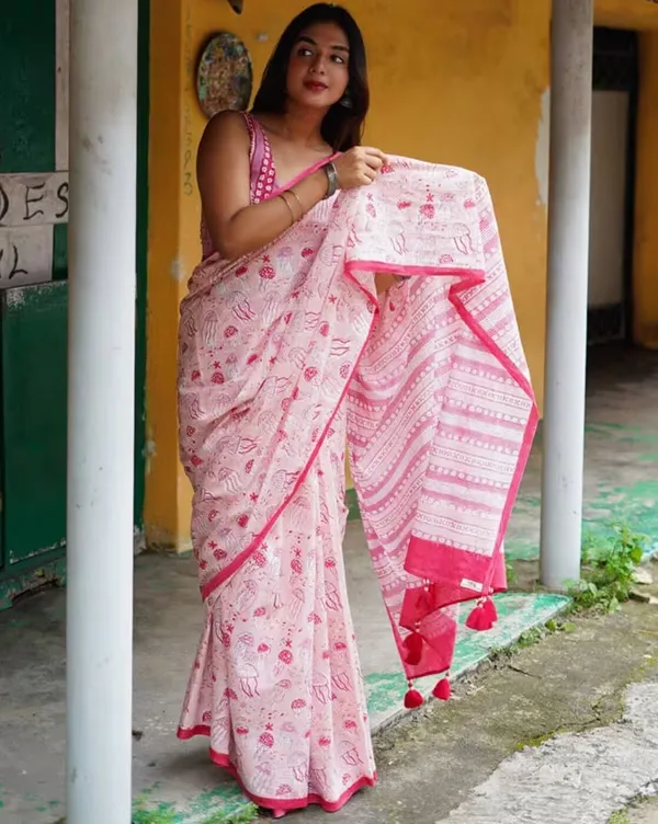 Pink_Printed_Saree_For_Women