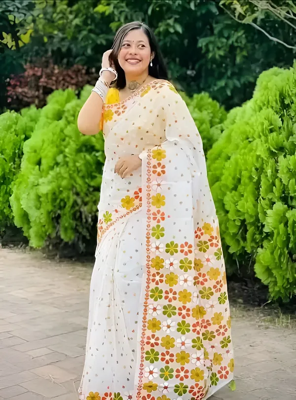 White_Floral_Print_Saree_For_Women