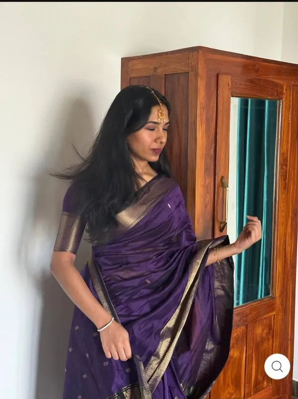 Purple_Gold_Border_Saree_For_Women
