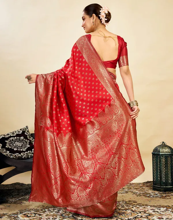 Red_Banarasi_Silk_Saree_For_Women