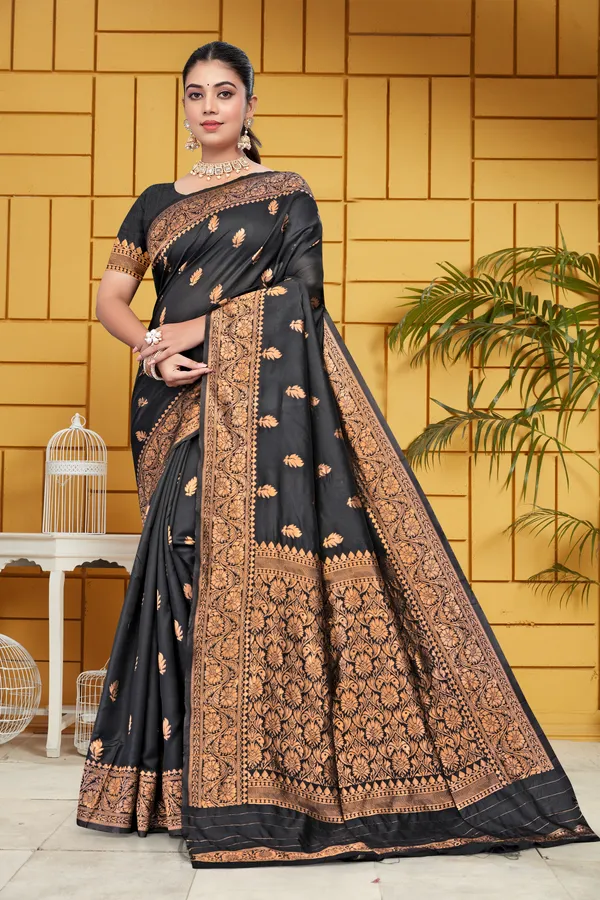 Black_Floral_Motif_Saree_For_Women