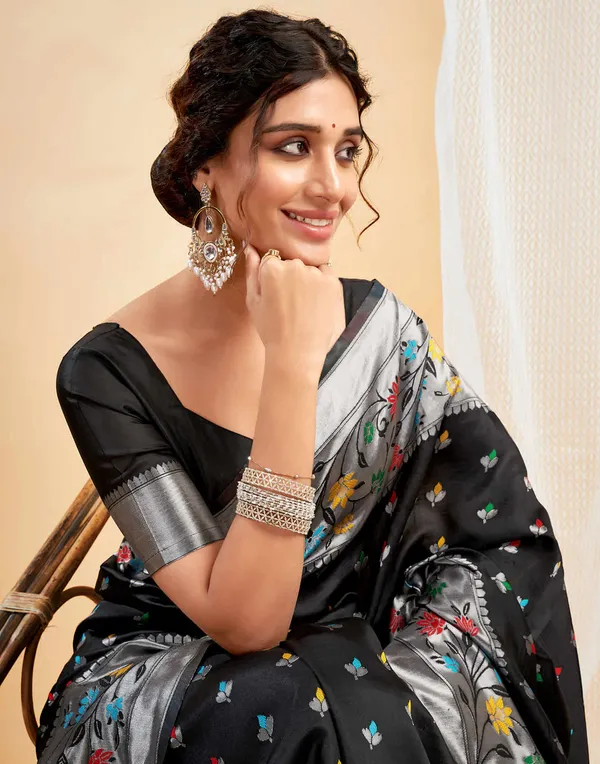 Black,_Silver_Banarasi_Silk_Saree_For_Women