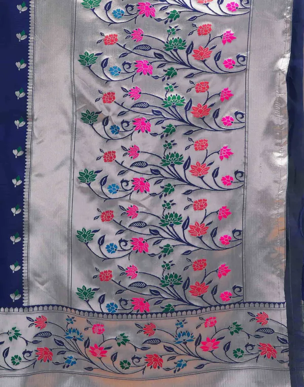 Navy_Blue_Floral_Print_Saree_For_Women