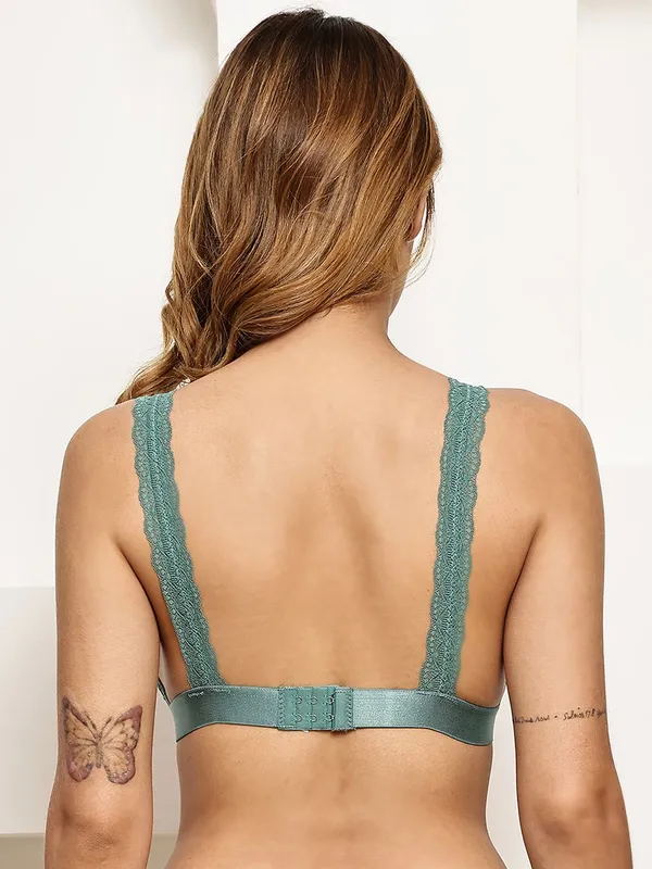 Pretty_Secret_Satin_Finish_Lightly_Padded_Honeymoon_Lace_Bra_Women_Plunge_Lightly_Padded_Bra_(Green)