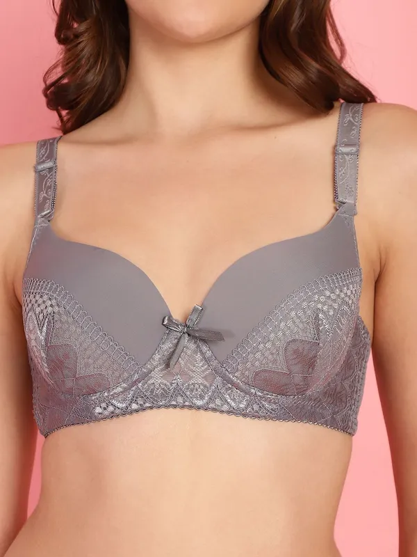 PrettySecret_lightly_padded_t-shirt_bra_with_bows