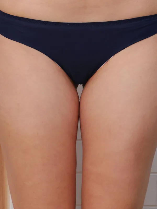 PrettySecret_Thong_Panty_3_Pieces