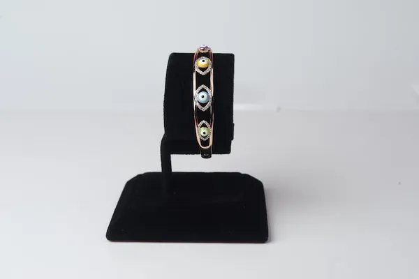 Rose_Gold_Evil_Eye_Bangle_for_Women