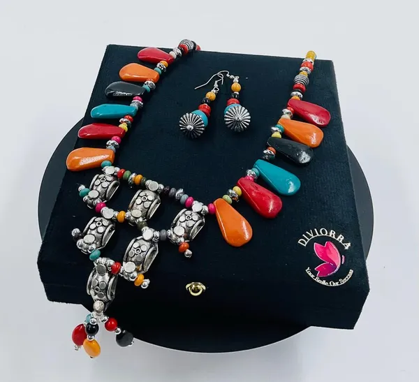 Multicolour_Beaded_Necklace_Set_for_Women