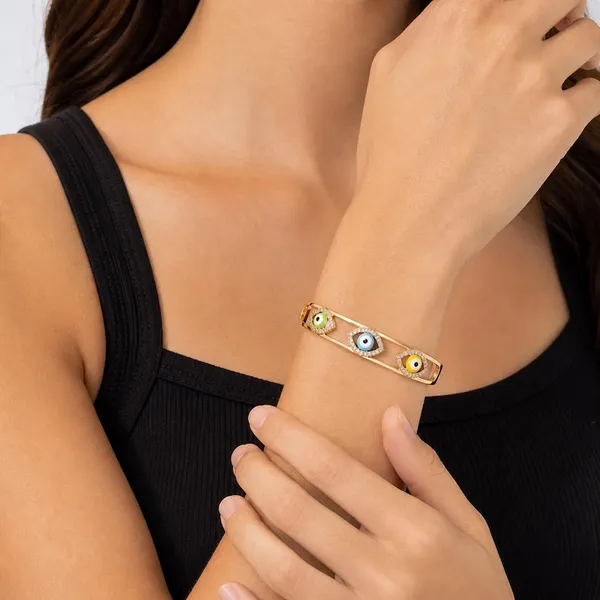 Rose_Gold_Evil_Eye_Bangle_for_Women