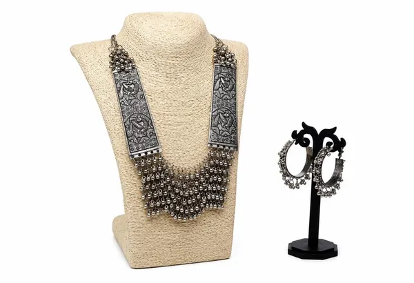 Silver_Tone_Oxidized_Statement_Necklace_Set_for_Women