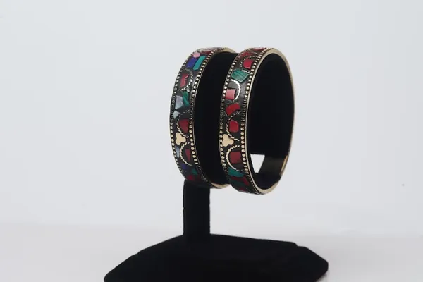 Black_Multicolour_Stone_Bangle_Set_for_Women
