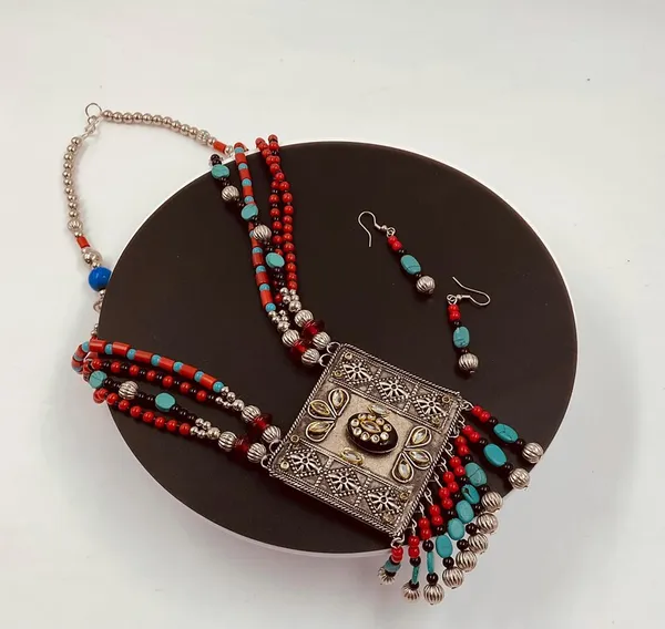Multicolour_Beaded_Statement_Necklace_Set_for_Women