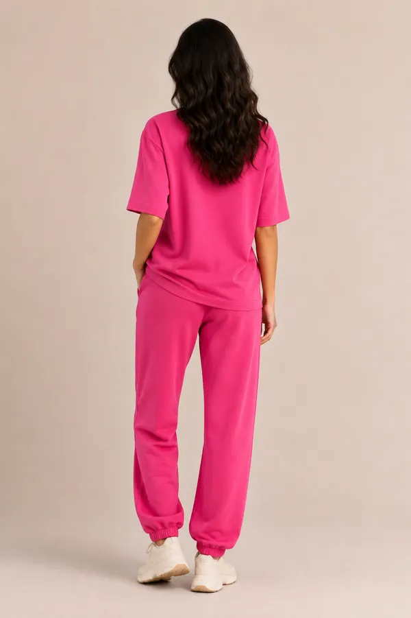 Pink_Relaxed_Fit_T-Shirt_And_Jogger_Set_For_Women