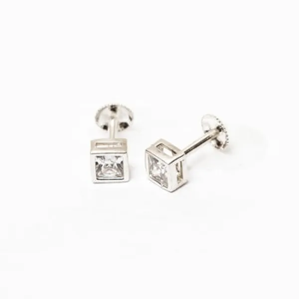 Silver_925_Zirconia_Square_Stud_Earrings_For_Women
