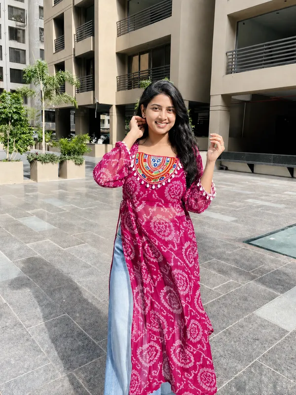Bandhani_Print_Georgette_Kurti