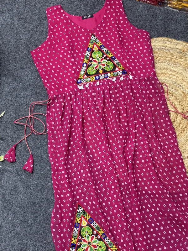 Pink_Bandhani_Georgette_Kurti